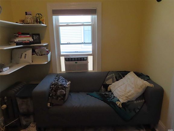 4th image of 93 Deer Park Ave APT 11