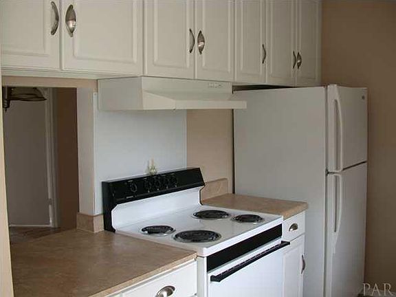 4th image of 4227 Elmcrest Dr