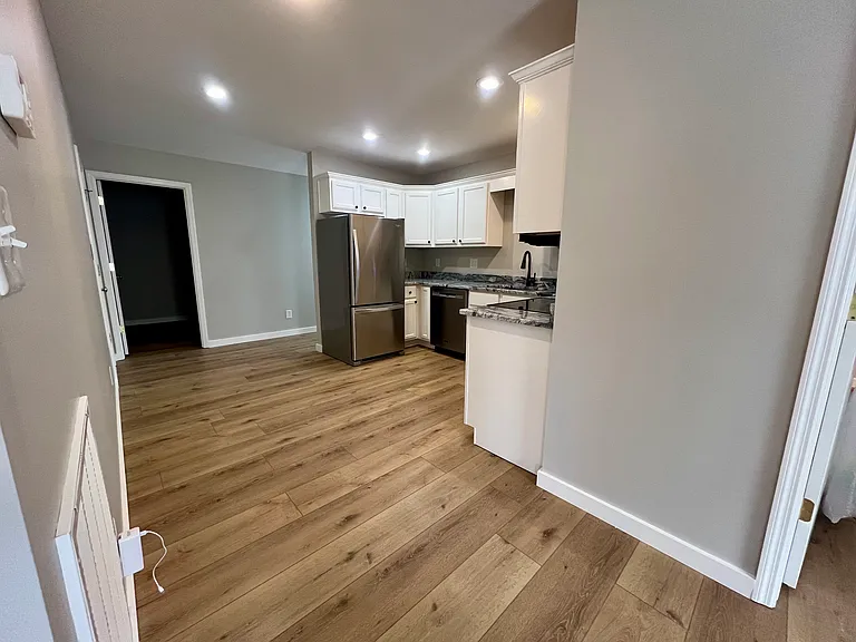 352 Sunset Dr NW — Photo 8