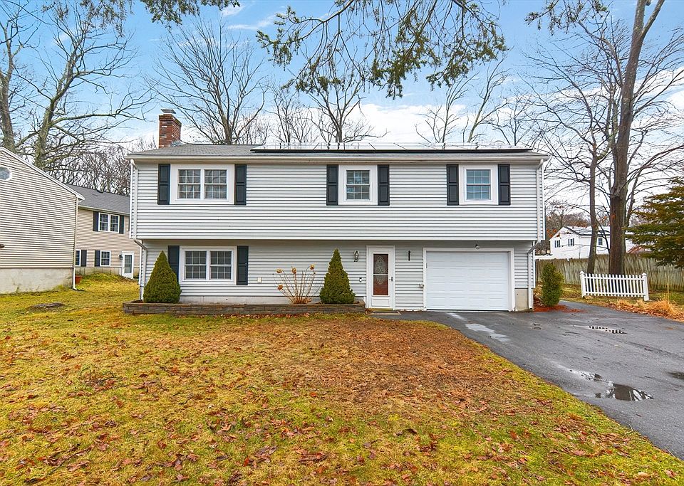 29 Paula Rd, Milford, MA 01757 | Zillow