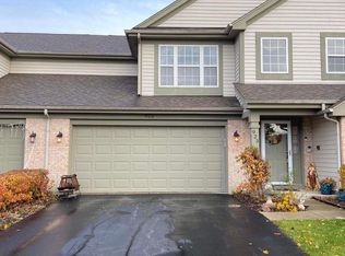 923 Sumac Ct, Lake Villa, IL 60046