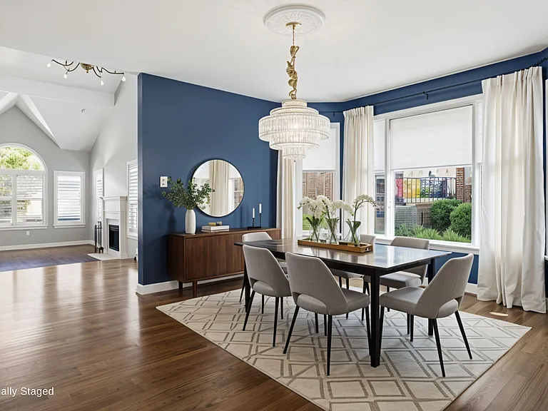 Dining Room (Virtually Staged)