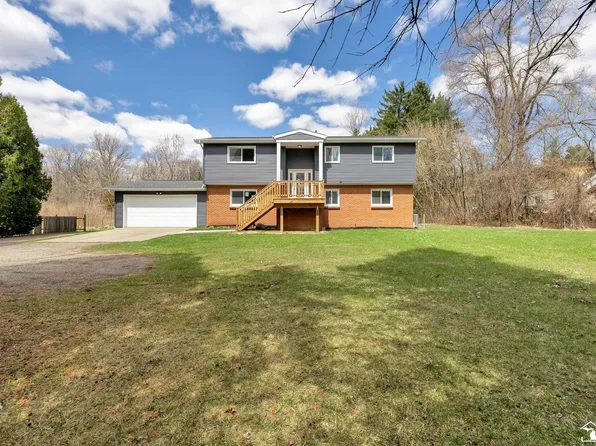 5533 Willis Rd, Ypsilanti, MI 48197