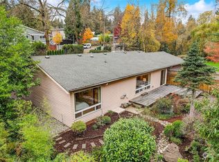 11546 35th Ave NE, Seattle, WA 98125