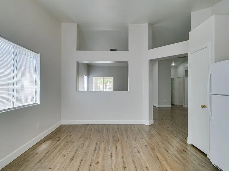 9660 Crystal Ridge Rd — Photo 22