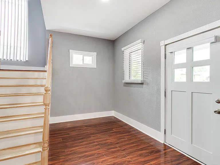 1579 N Franklin St #H — Photo 5