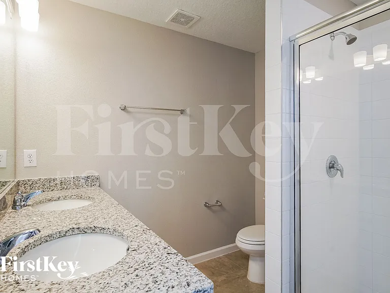 349 S Haven Ct — Photo 10
