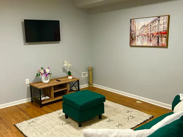 1255 Raum St NE, Washington, DC