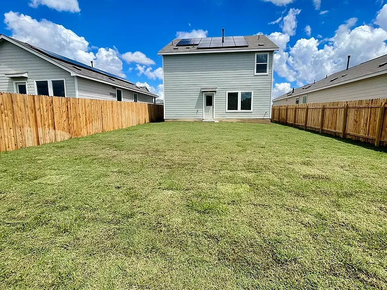 2217 Willkomen Way — Photo 12