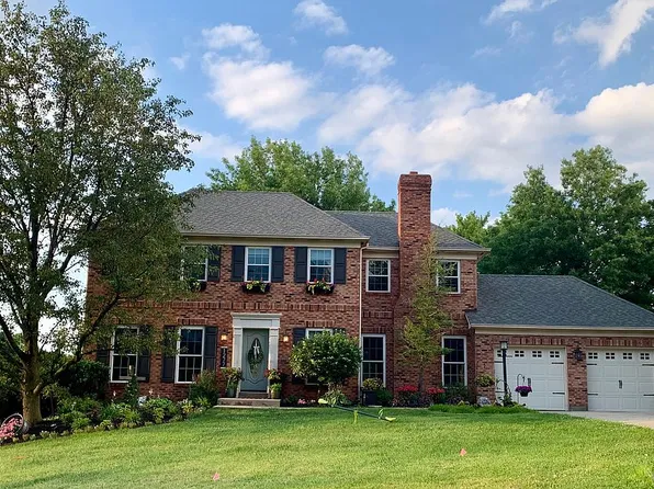 1277 Hickorylake Dr, Cincinnati, OH 45233