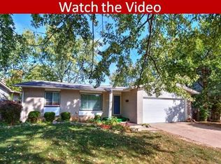 8944 Nottingham Dr, Ypsilanti, MI 48198