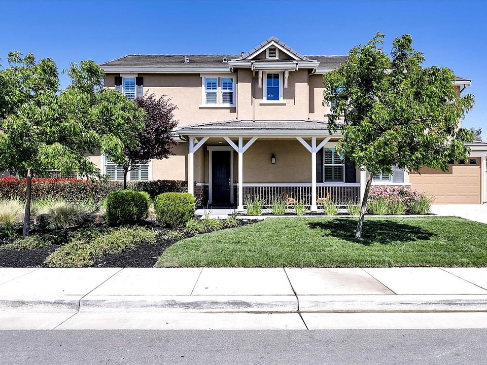 1st image of 16954 Grapevine Ct