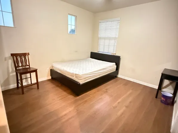 13744 Dellbrook St #1-C, Corona, CA 92880