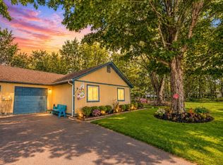 8 Seagull Lane, Howell, NJ 07731