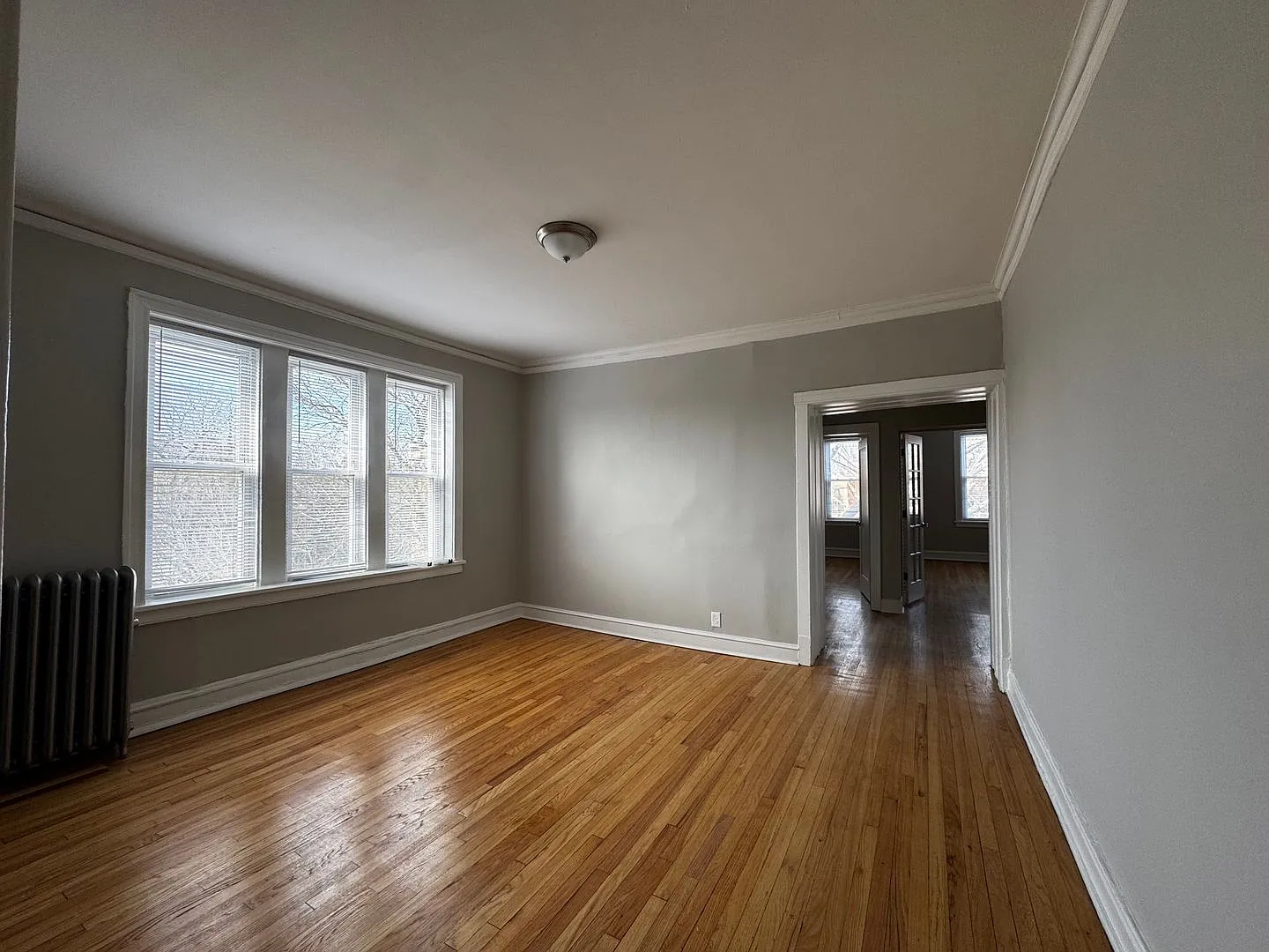 1509 W Schreiber Ave — Photo 3