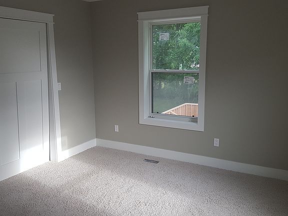 5th image of 518 E Hudson Ave