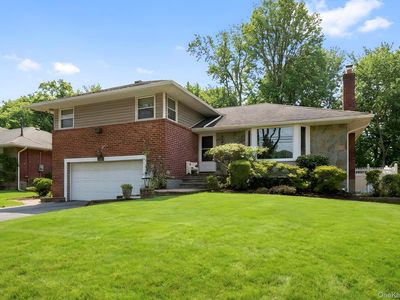 24 Cedar Road, Westbury, NY, 11590