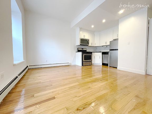 5th image of 510 W 146th St #4A