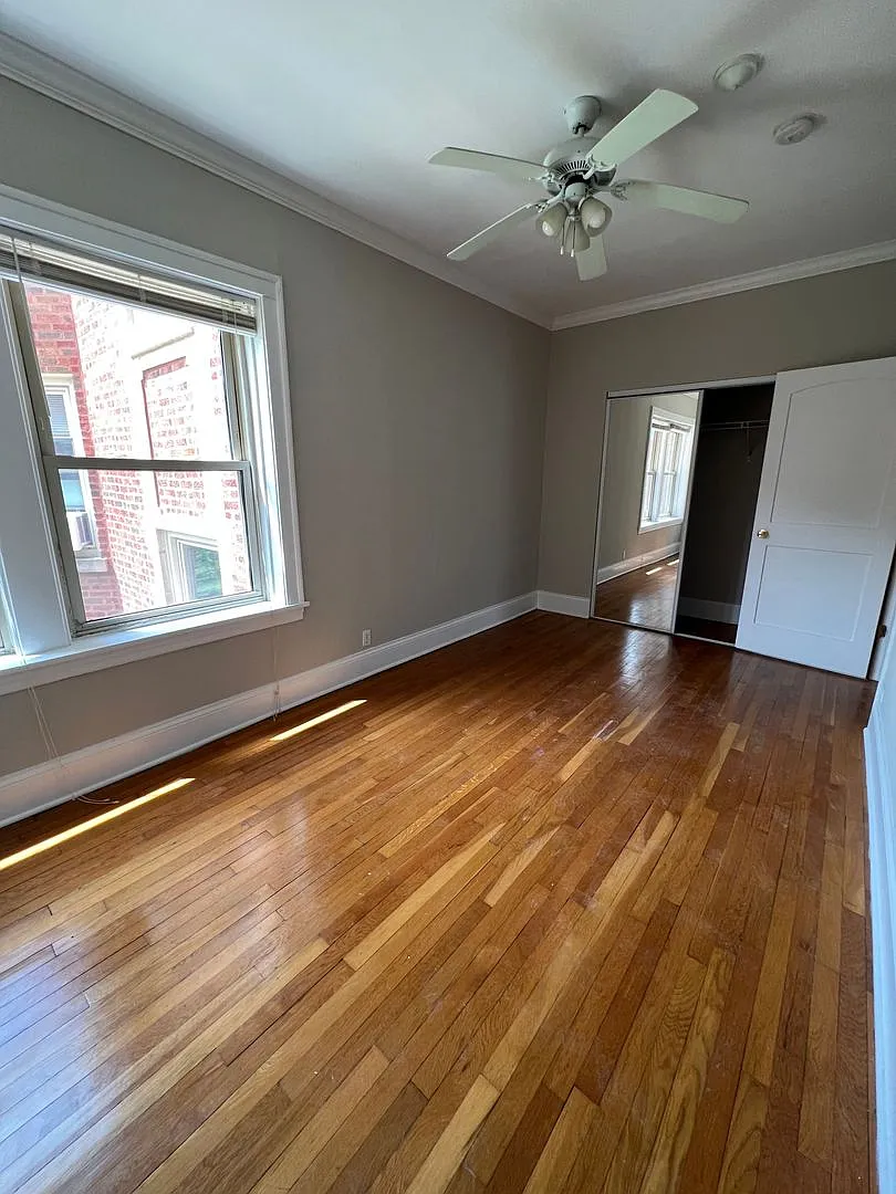 2247 Ridge Ave — Photo 4