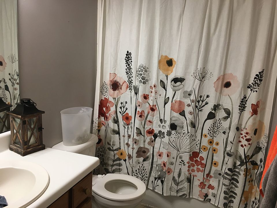 2nd image of 6594 Memory Ln
