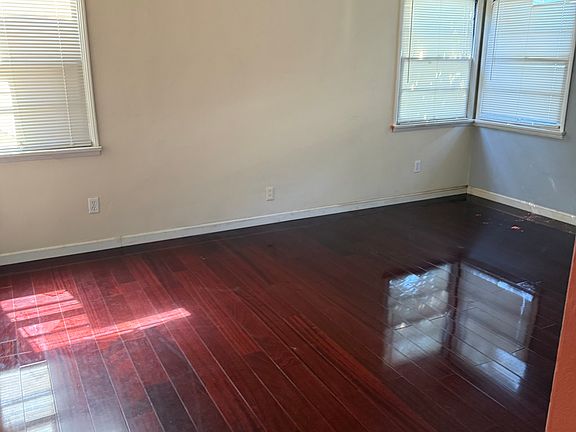 2nd image of 9421 Dearborn Ave #9421