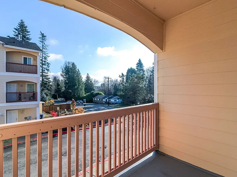 10830 SE 192nd St — Photo 3
