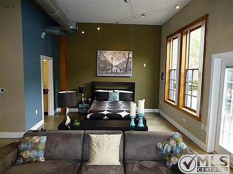 4th image of 2502 Live Oak St APT 125