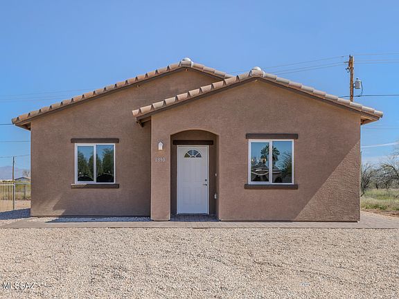 2nd image of 6350 S Oriole Cir