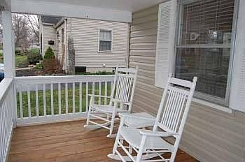 2nd image of 217 W Schreyer Pl