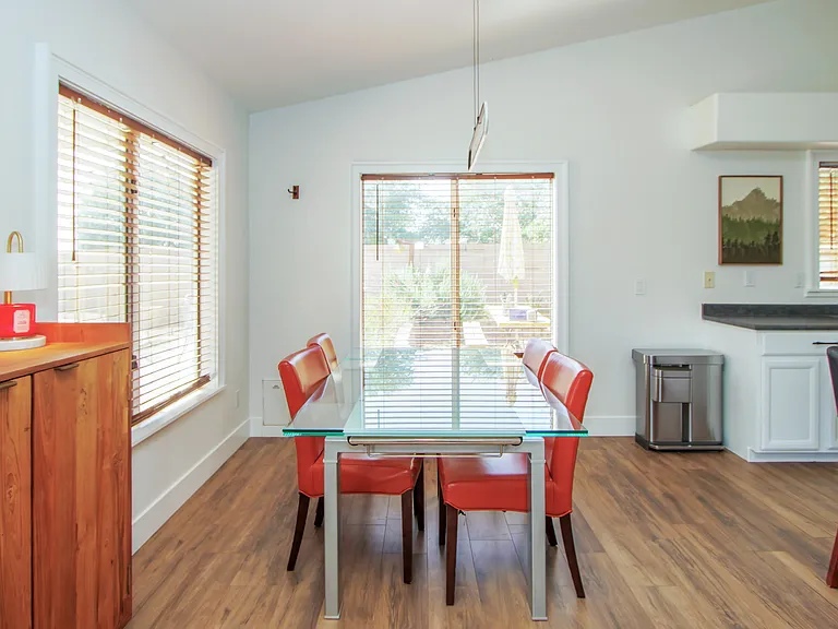 363 W Baylor Ln — Photo 7