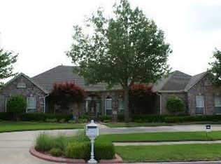 9101 N 135th Ave E, Owasso, OK 74055
