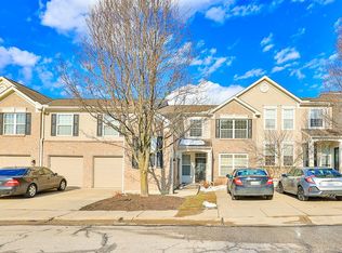 660 Riversbreeze Dr, Ludlow, KY 41016