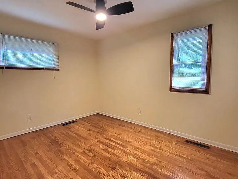 4931 Appleton Ave — Photo 8