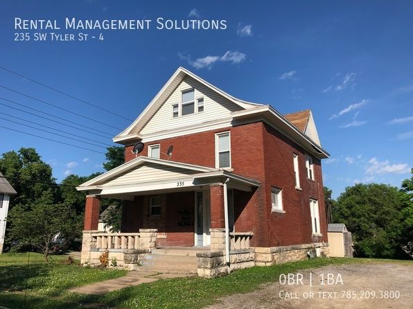 235 SW Tyler St #4