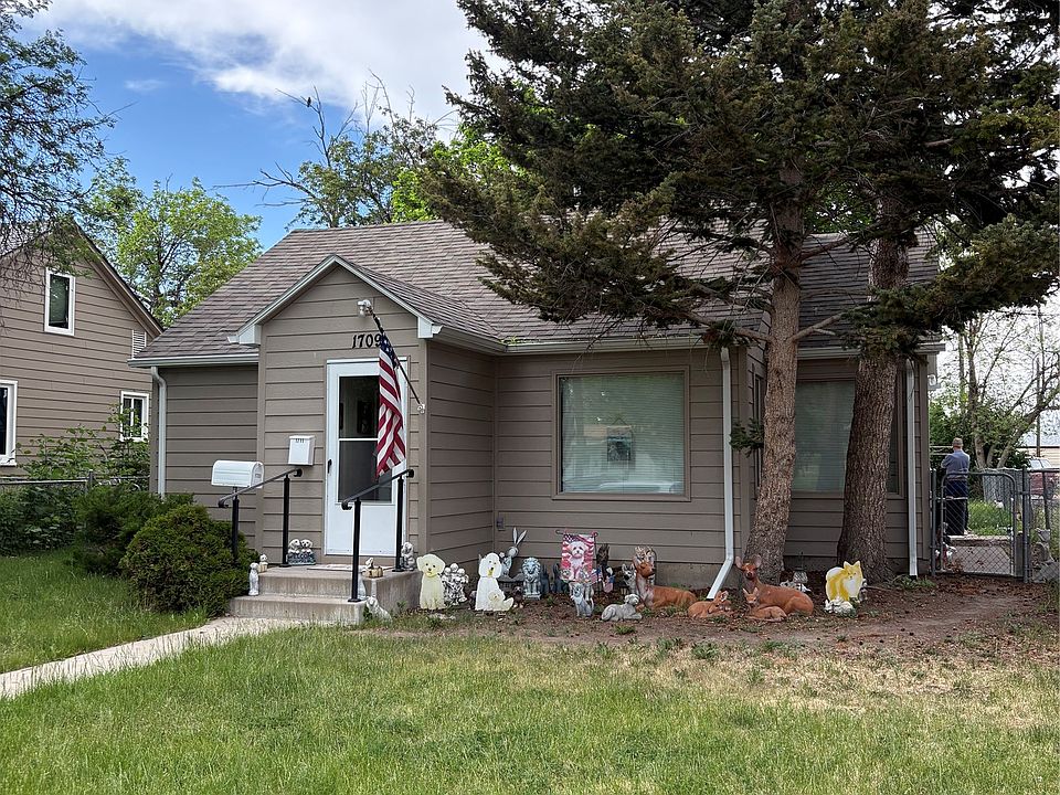 1st image of 1709 5th Ave S