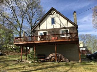 27 Pepperidge Rd, Wantage, NJ 07461