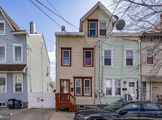 391 Hewitt St, Trenton, NJ 08611