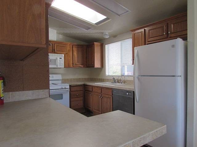 2nd image of 2400 Alpine Blvd Space 82