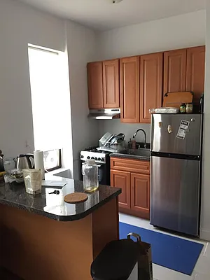 Rented by HFF Realty LLC | media 4