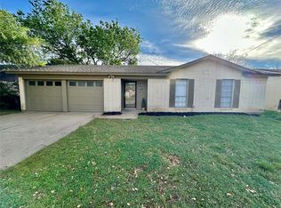 110 Glen Rose Ave, Cleburne, TX 76033