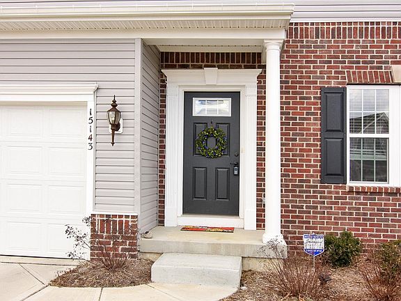 2nd image of 15143 Harmon Pl
