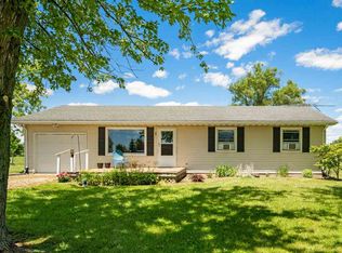 824 W County Road 300 N, New Castle, IN 47362