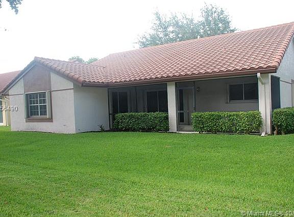 5th image of 10404 NW 9th Pl