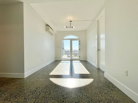 3rd image of 994 Bushwick Ave #6E