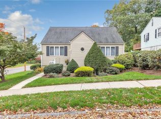 335 Wakelee Ave, Stratford, CT 06614