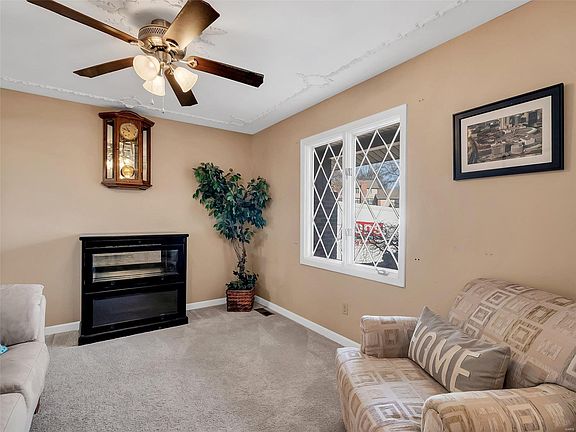 4th image of 905 Mansionhill Dr