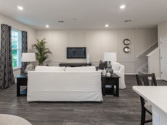 5th image of 5054 Avalon Park Blvd