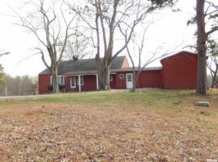 1741 Country Club Rd, Carbondale, IL 62903