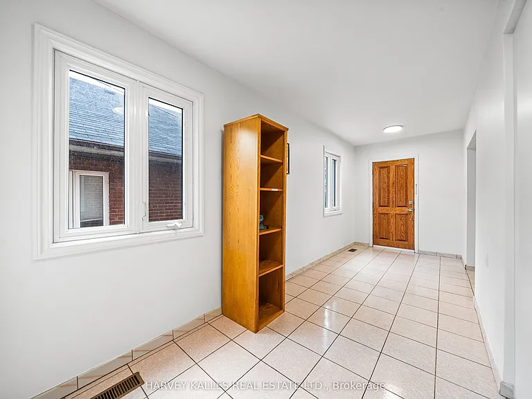 49 Fairbank Ave #MAIN — Photo 10