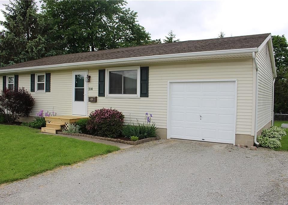 1st image of 214 Berwick Dr